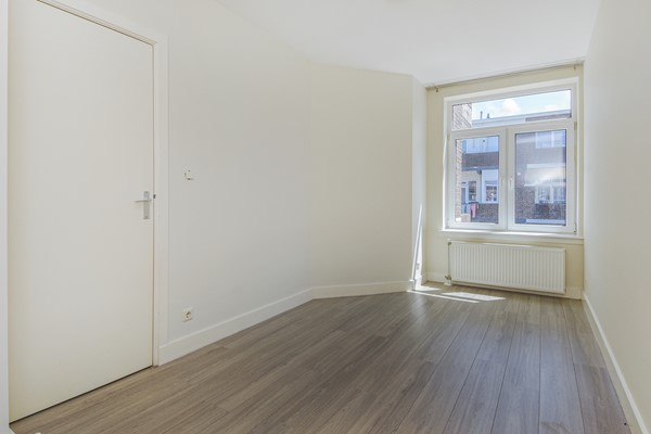 Medium property photo - Linnaeusstraat 158, 2522 GW Den Haag